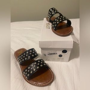 Beast Fashion studded sandals 6.5 black never worn